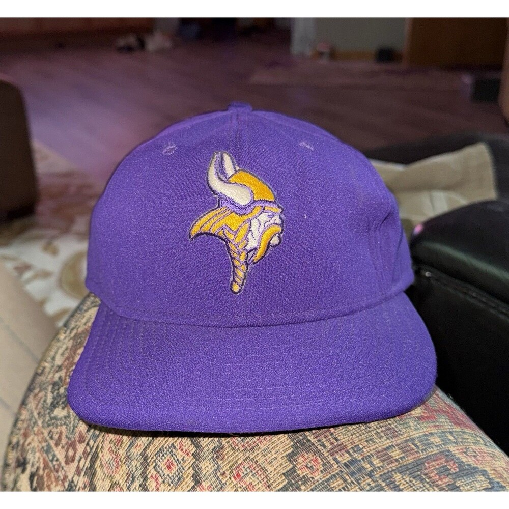 Vintage 1980’s Minnesota Vikings Logo Purple Snapback Hat Signed By Wade Wilson